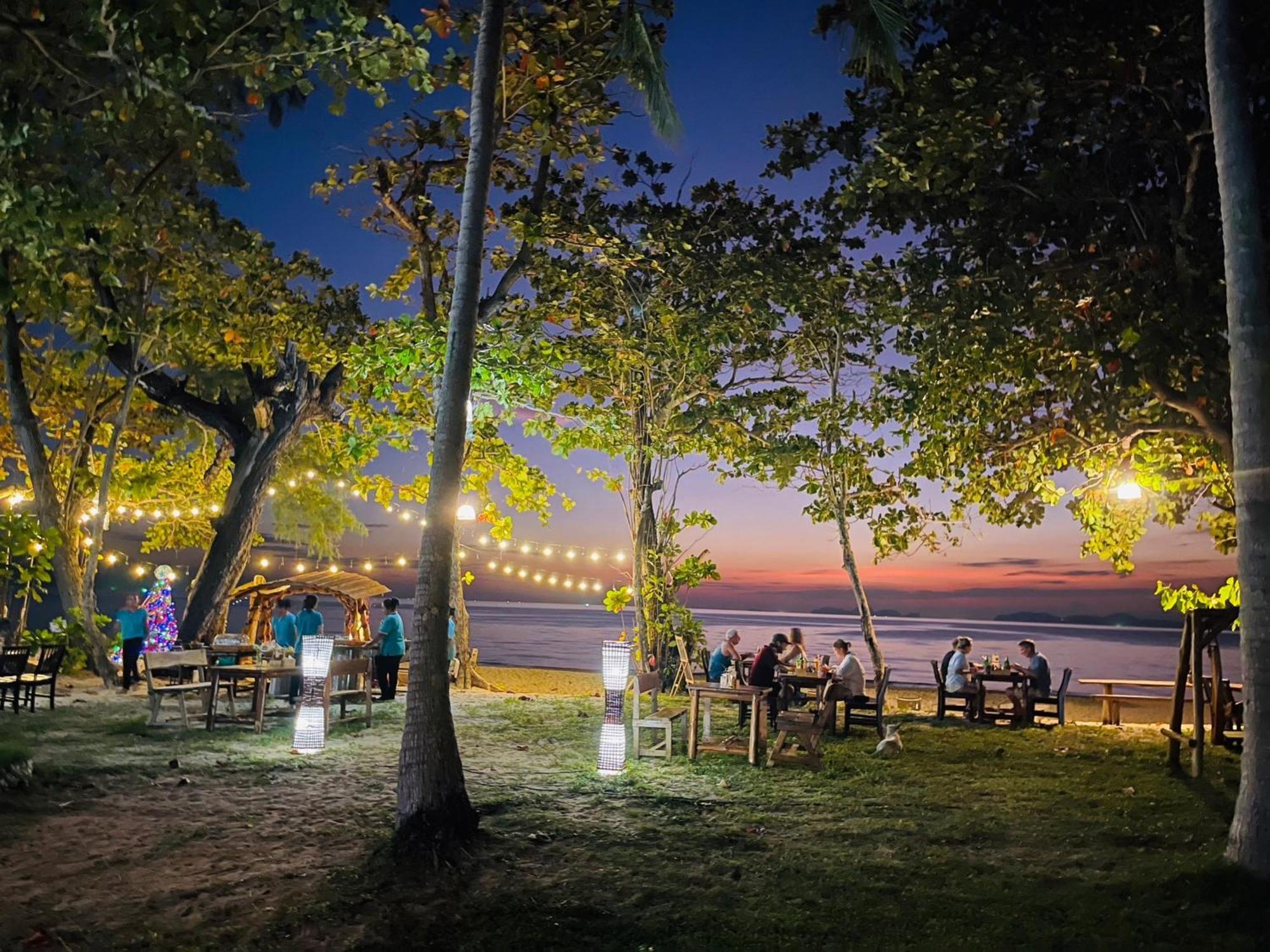 Koh Jum Delight Beach Eksteriør billede